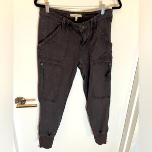 Joie Jeans Malbi Cargo pants size 29